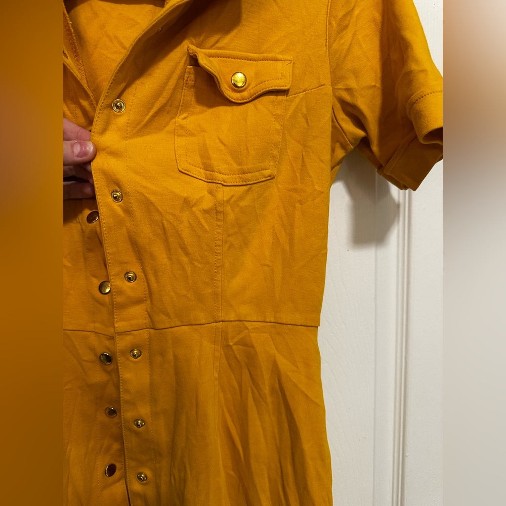 New York & Company Mini Yellow Button Up Shirt Dress in Women’s Small - Picture 3 of 11